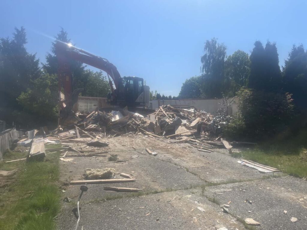 Demolition-Contract-Everett-WA