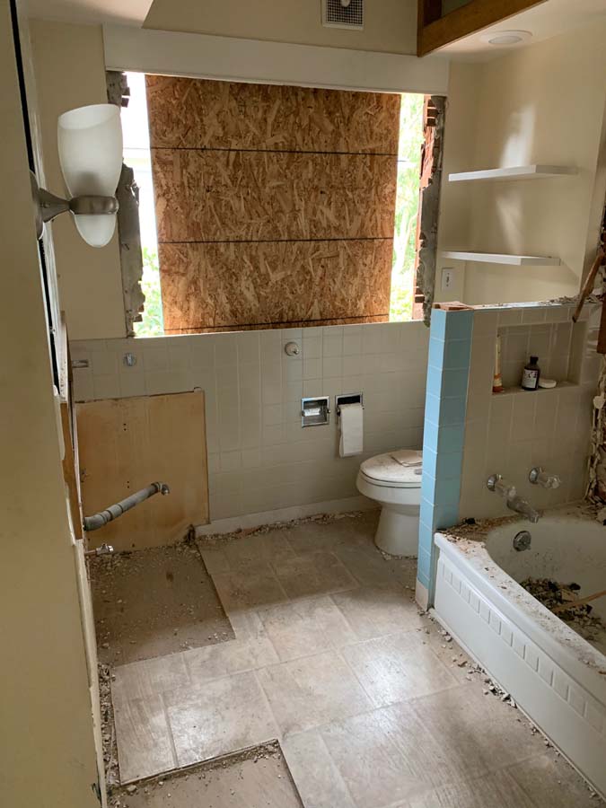 Bathroom Demolition Project in the Snohomish County Area